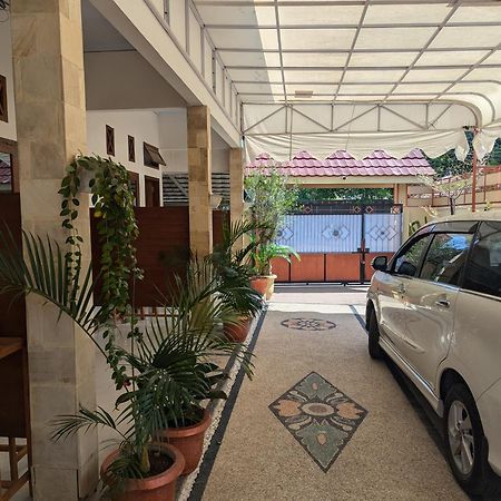N Villa Lajor Екстер'єр фото