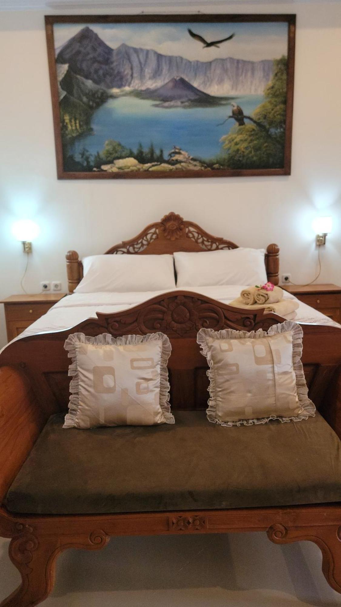 N Villa Lajor Екстер'єр фото