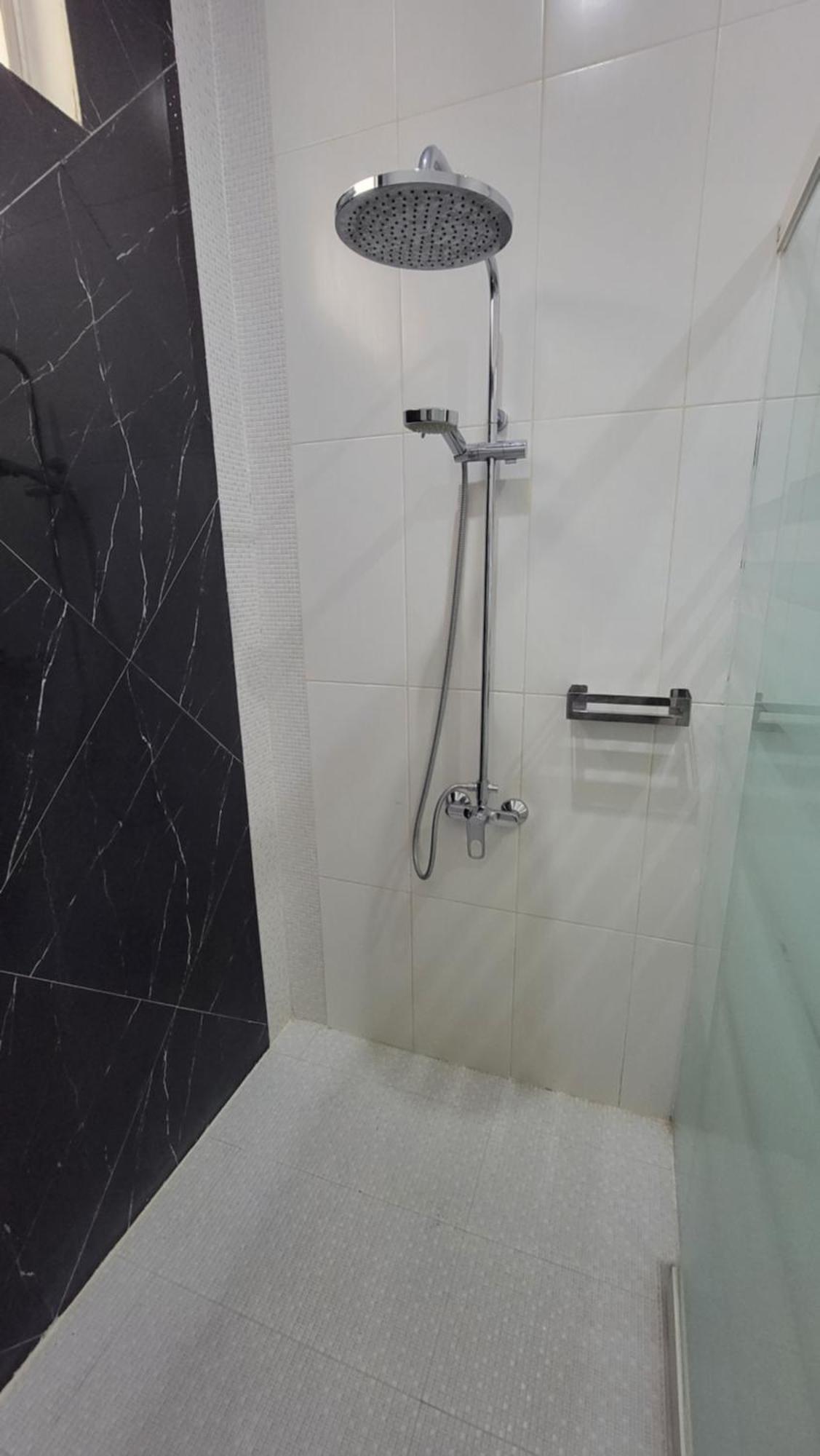 N Villa Lajor Екстер'єр фото