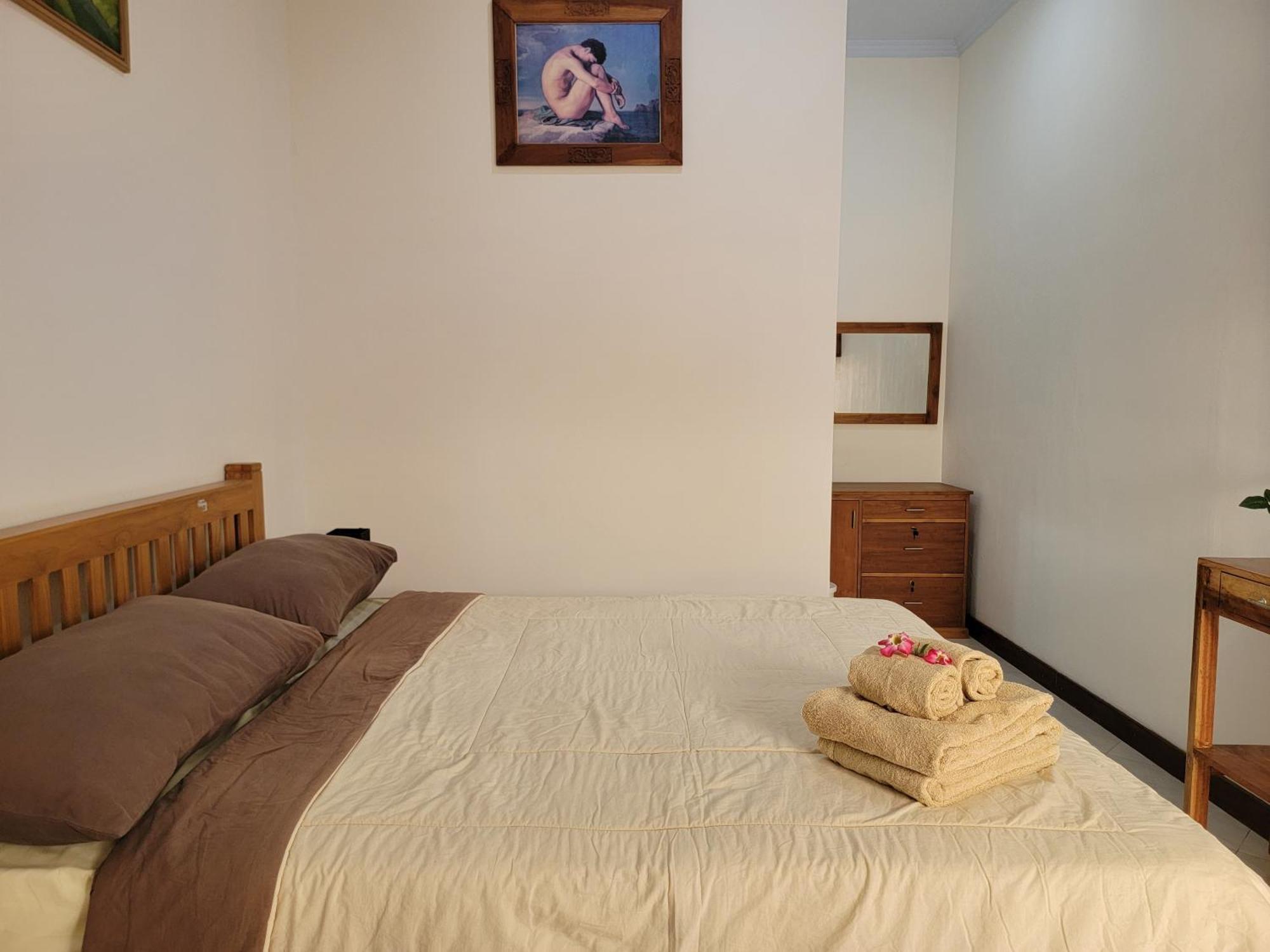 N Villa Lajor Екстер'єр фото