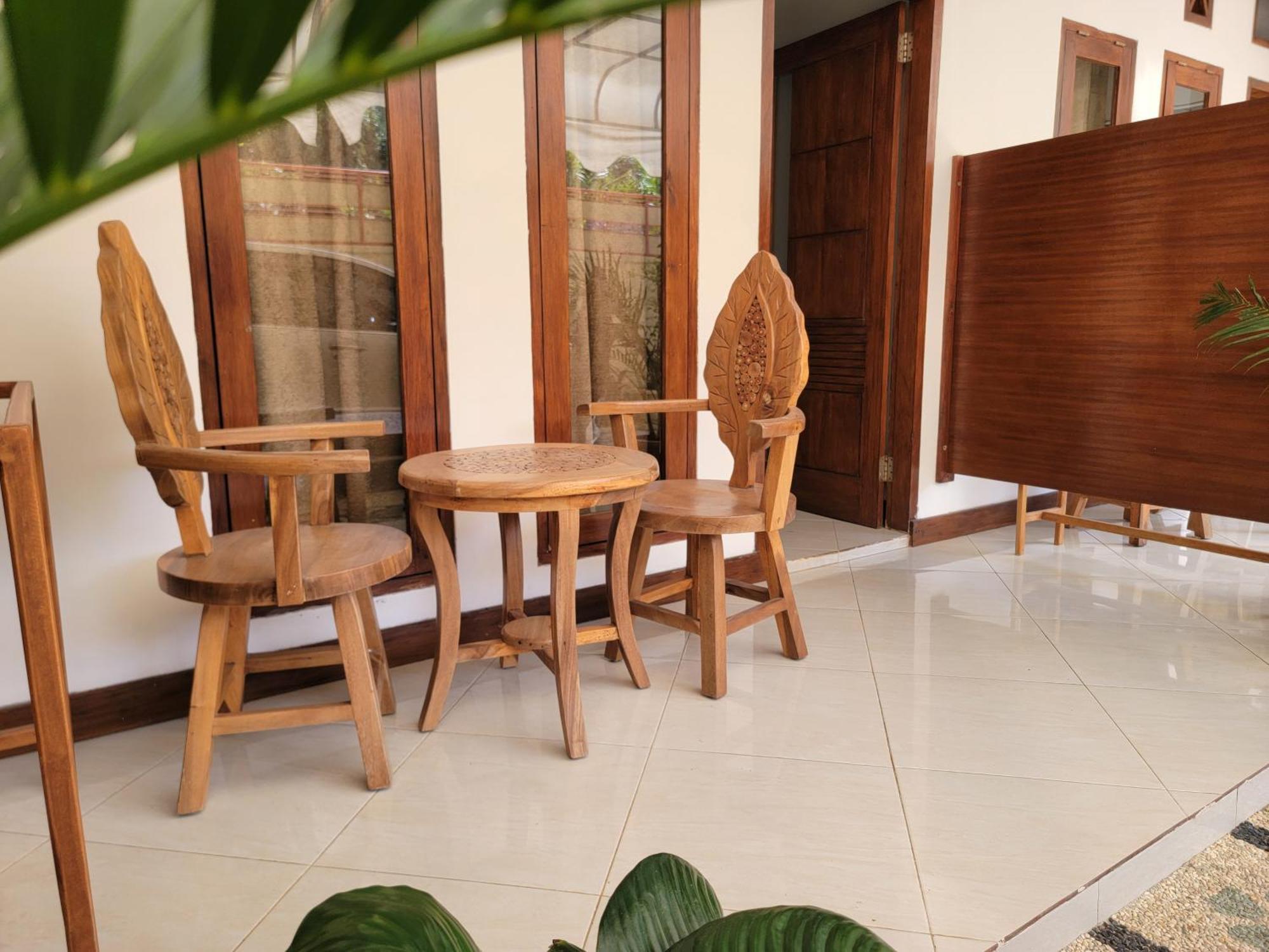 N Villa Lajor Екстер'єр фото